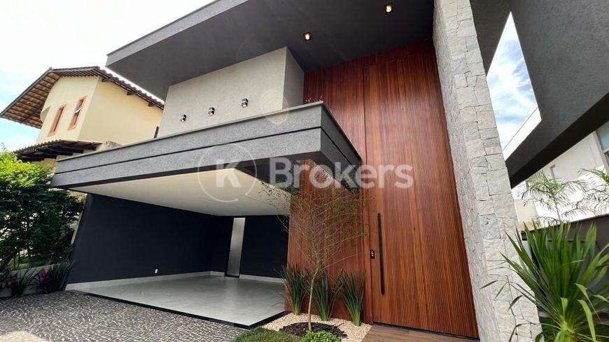 Cond. horizontal casa com 4 quartos à venda, 377.0m²