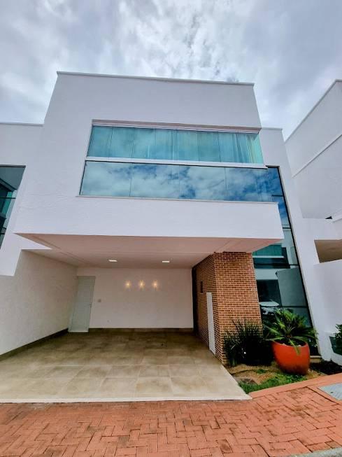 Cond. horizontal casa com 3 quartos à venda, 129.0m²