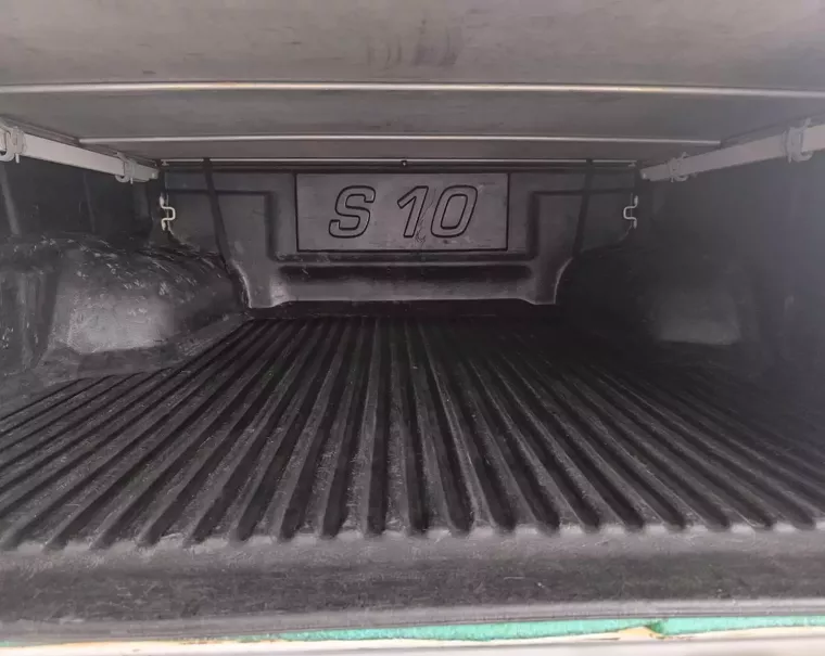 GM - CHEVROLET S10