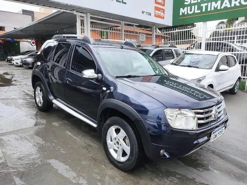 RENAULT DUSTER