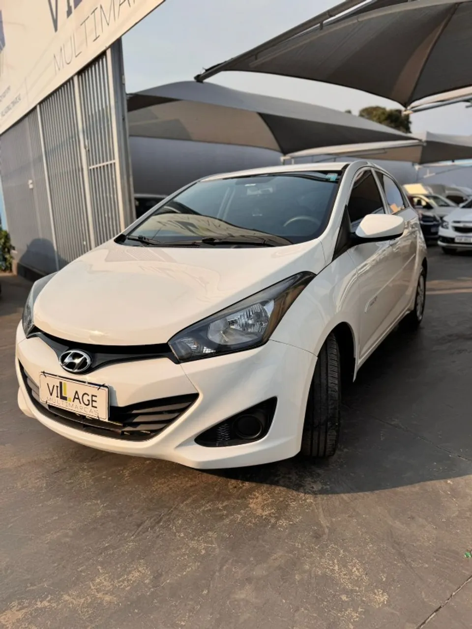 HYUNDAI HB20