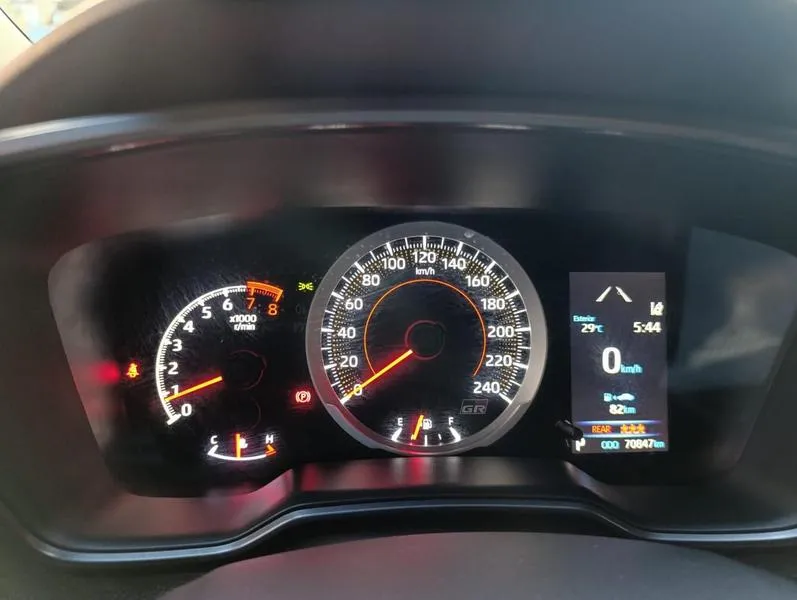 TOYOTA COROLLA