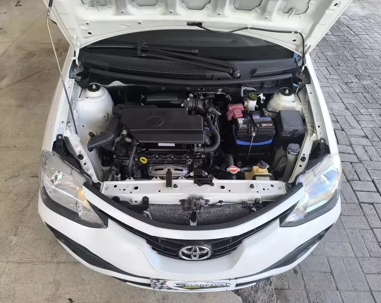 TOYOTA ETIOS