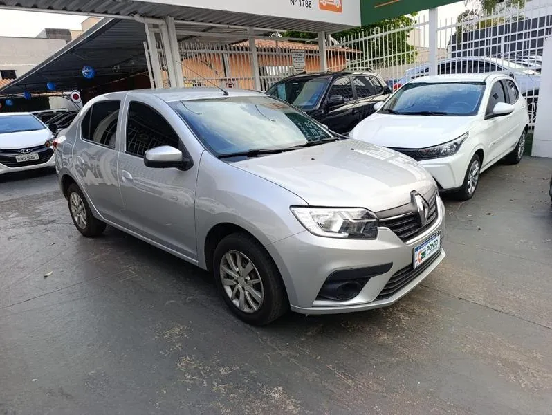 RENAULT LOGAN