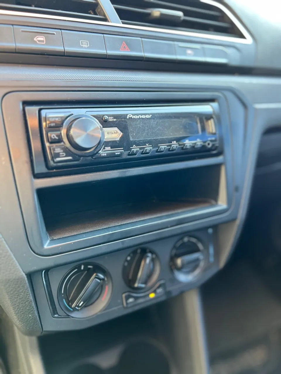 VW - VOLKSWAGEN GOL