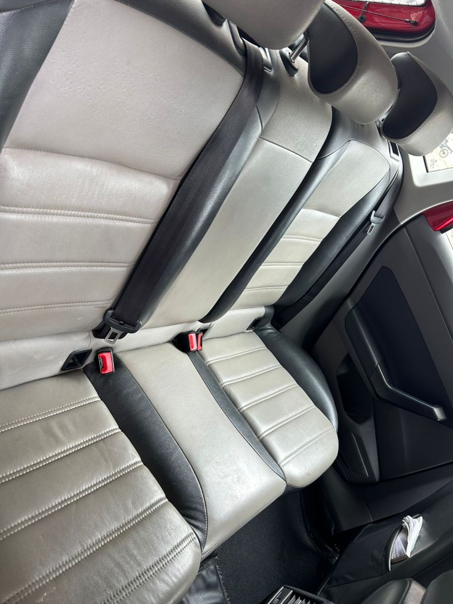 VW - VOLKSWAGEN POLO