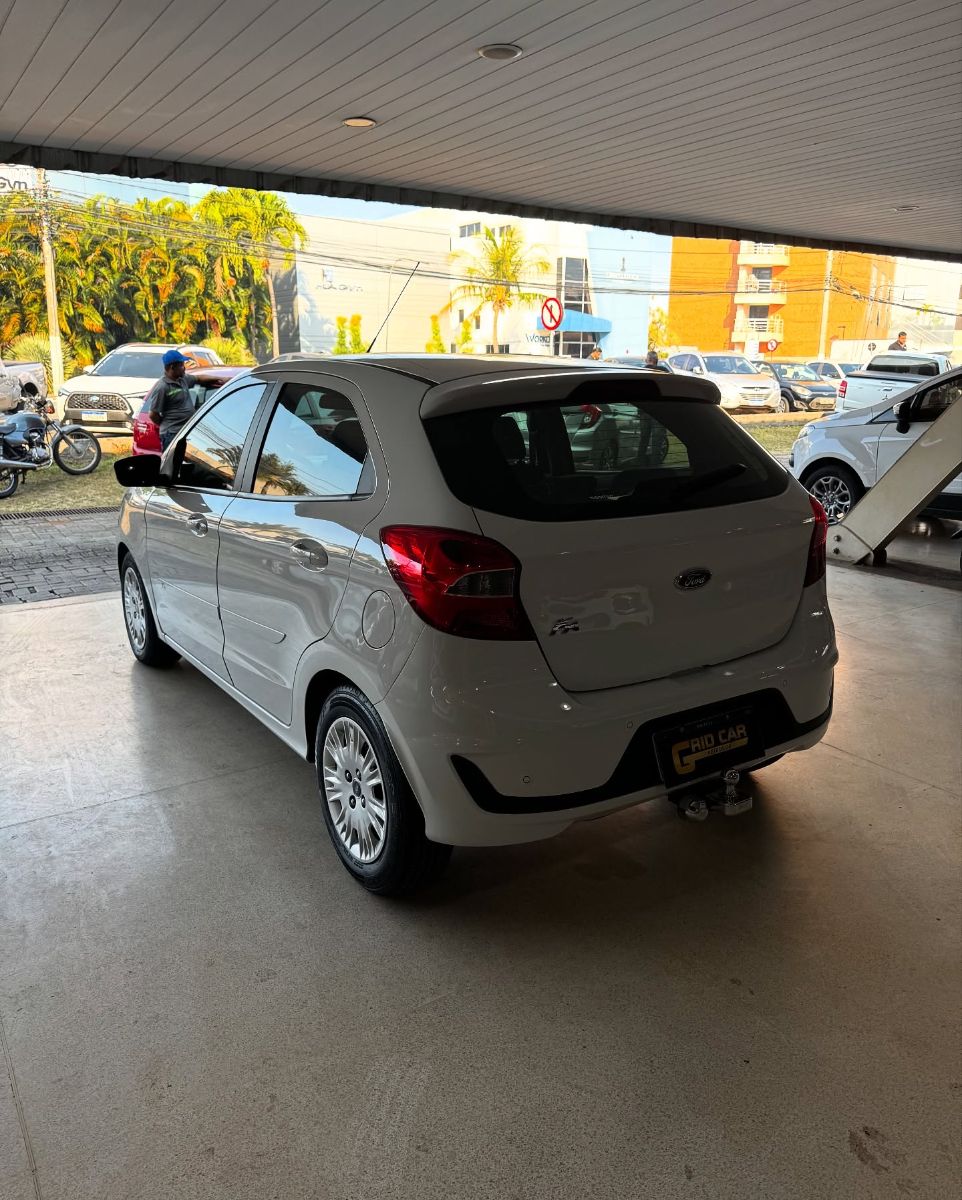 FORD KA