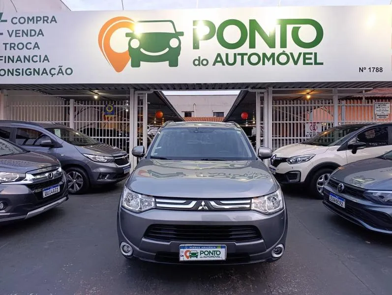 MITSUBISHI OUTLANDER