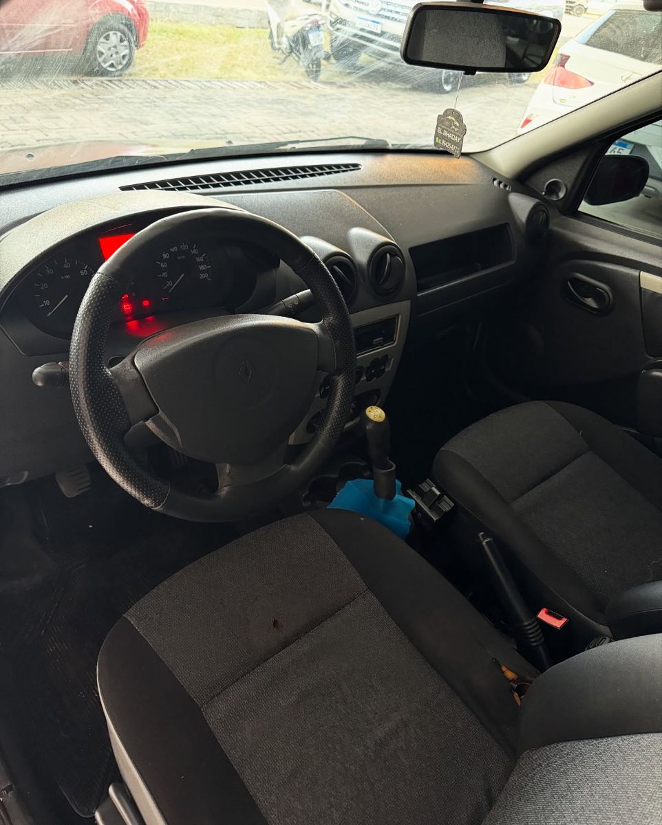 RENAULT LOGAN