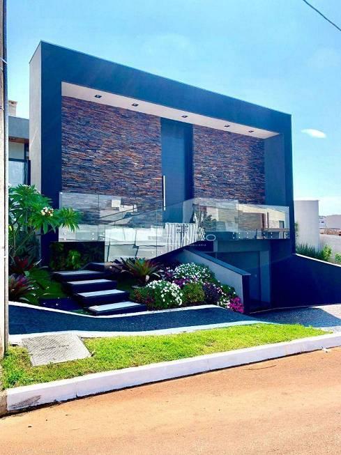 Cond. horizontal casa com 4 quartos à venda, 390.0m²