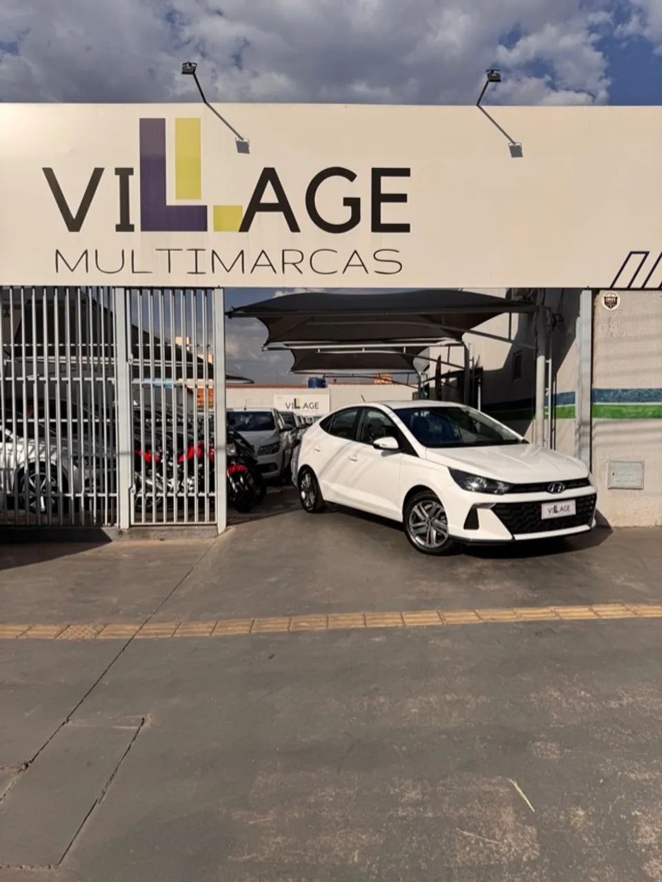 HYUNDAI HB20S