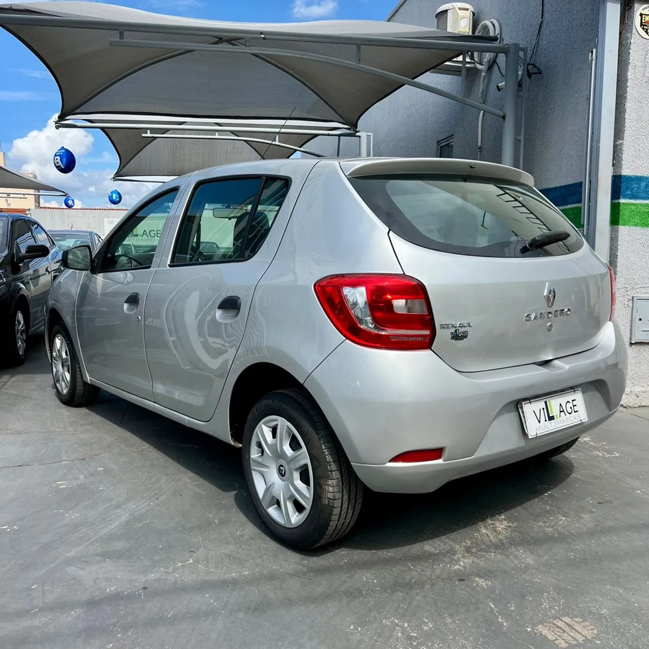 RENAULT SANDERO