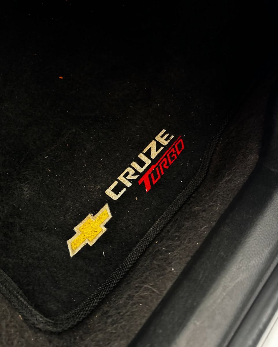 GM - CHEVROLET CRUZE