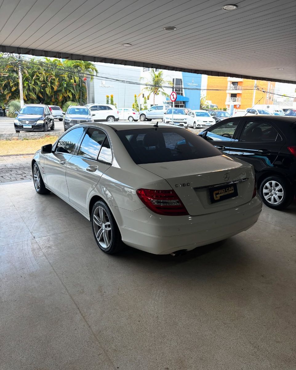 MERCEDES-BENZ C-180