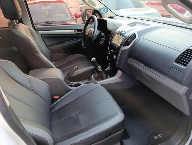 GM - CHEVROLET S10