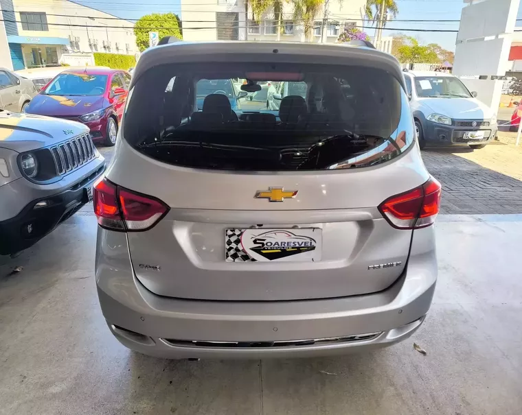GM - CHEVROLET SPIN