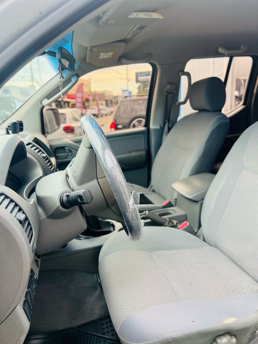 NISSAN FRONTIER