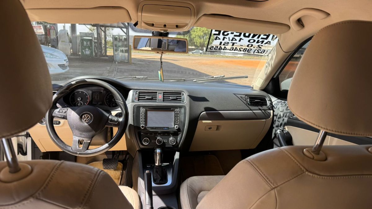VW - VOLKSWAGEN JETTA