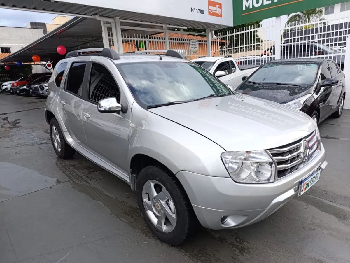 RENAULT DUSTER