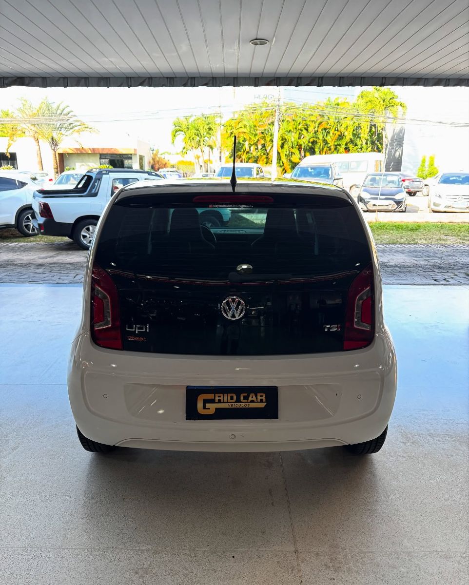 VW - VOLKSWAGEN UP!