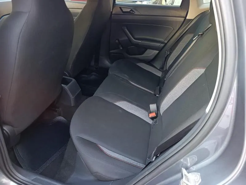 VW - VOLKSWAGEN POLO