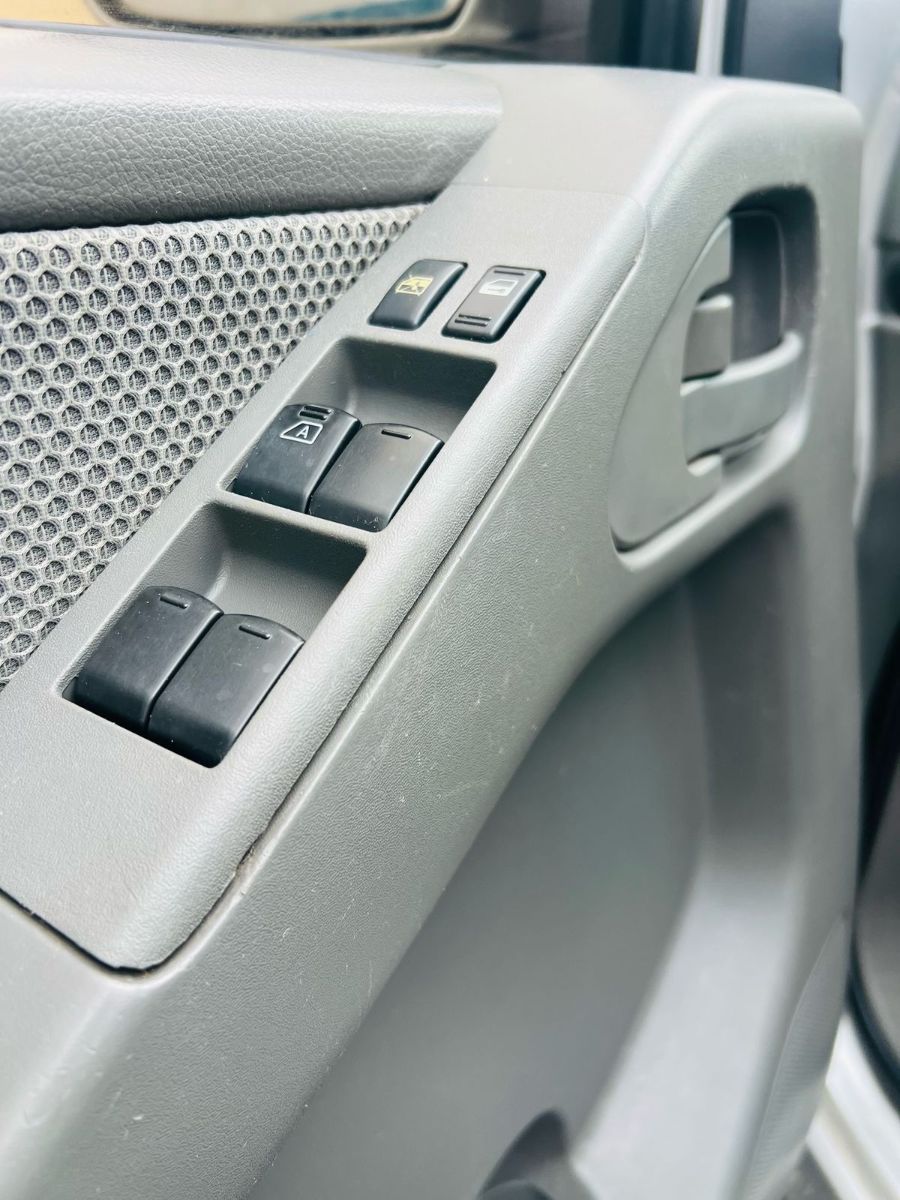 NISSAN FRONTIER