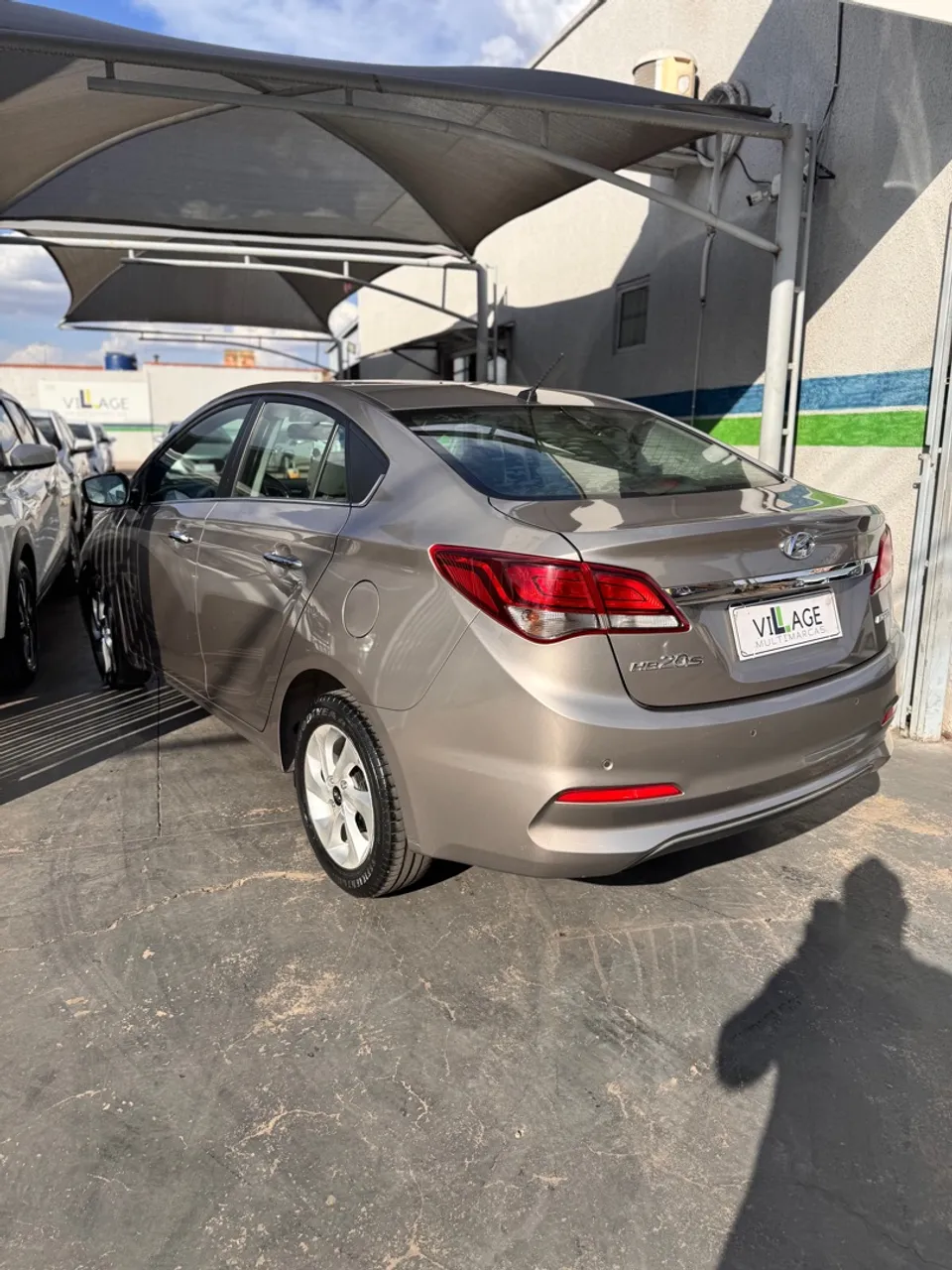 HYUNDAI HB20S