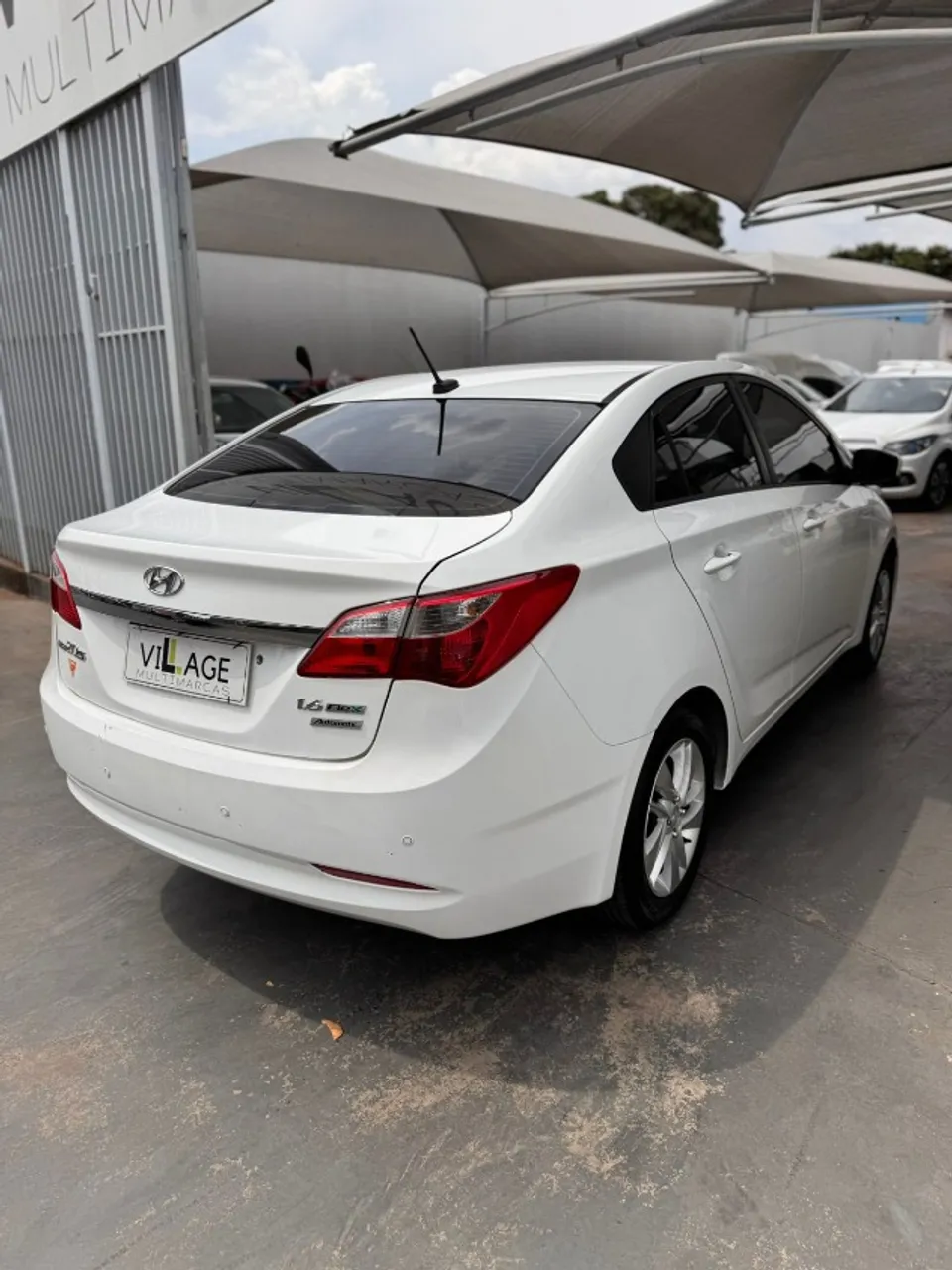 HYUNDAI HB20S