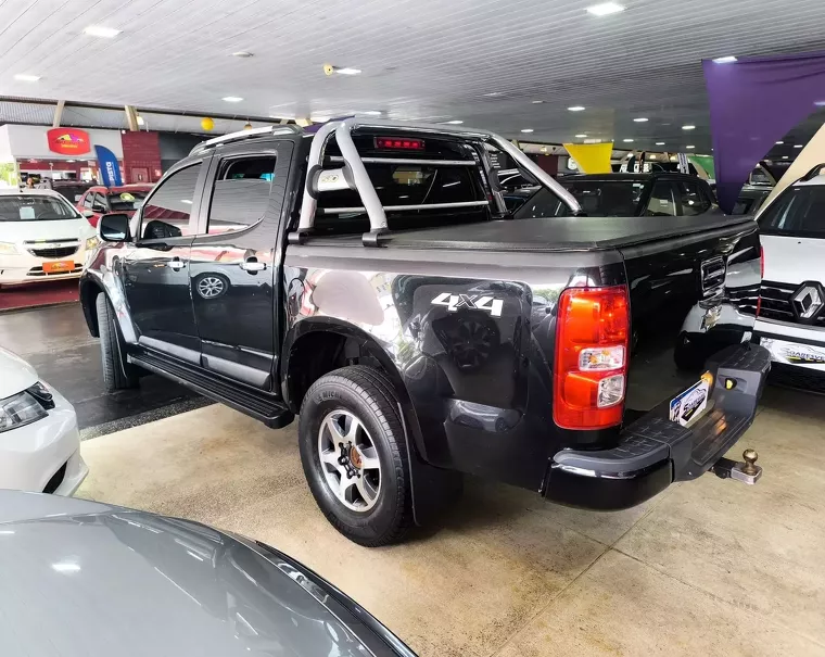 GM - CHEVROLET S10