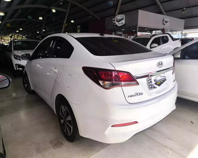 HYUNDAI HB20S