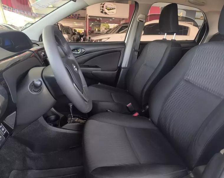 TOYOTA ETIOS