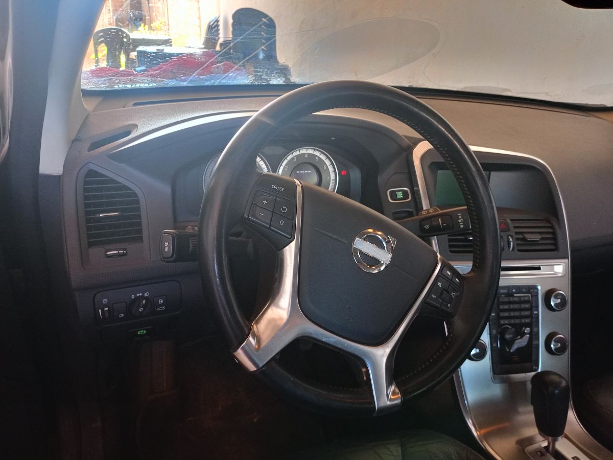 VOLVO XC