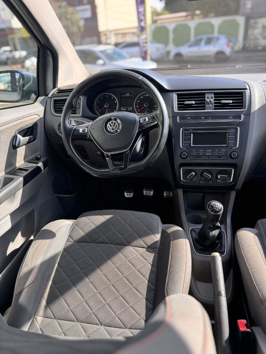 VW - VOLKSWAGEN FOX