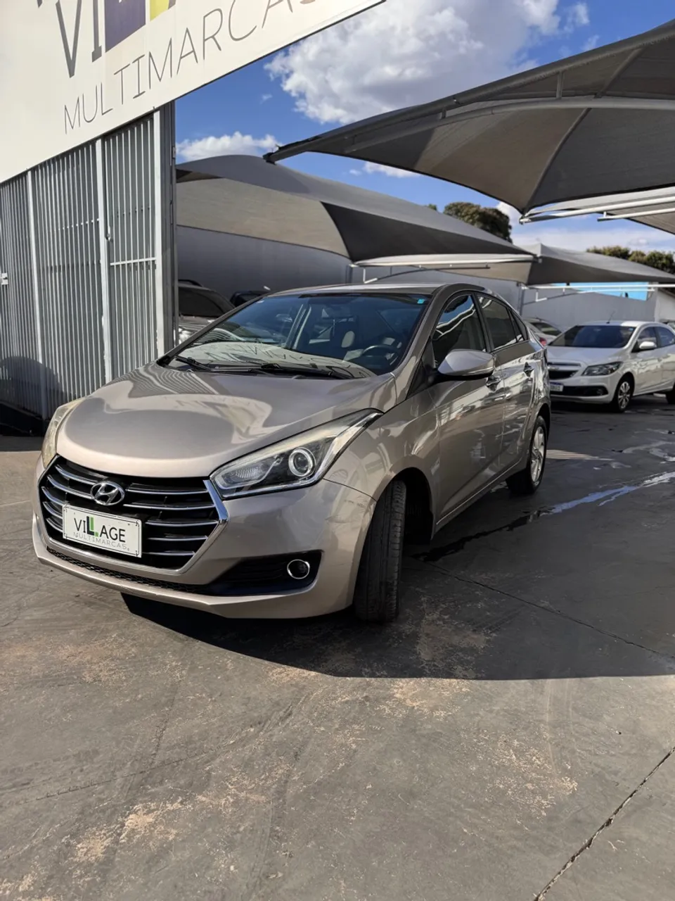 HYUNDAI HB20S