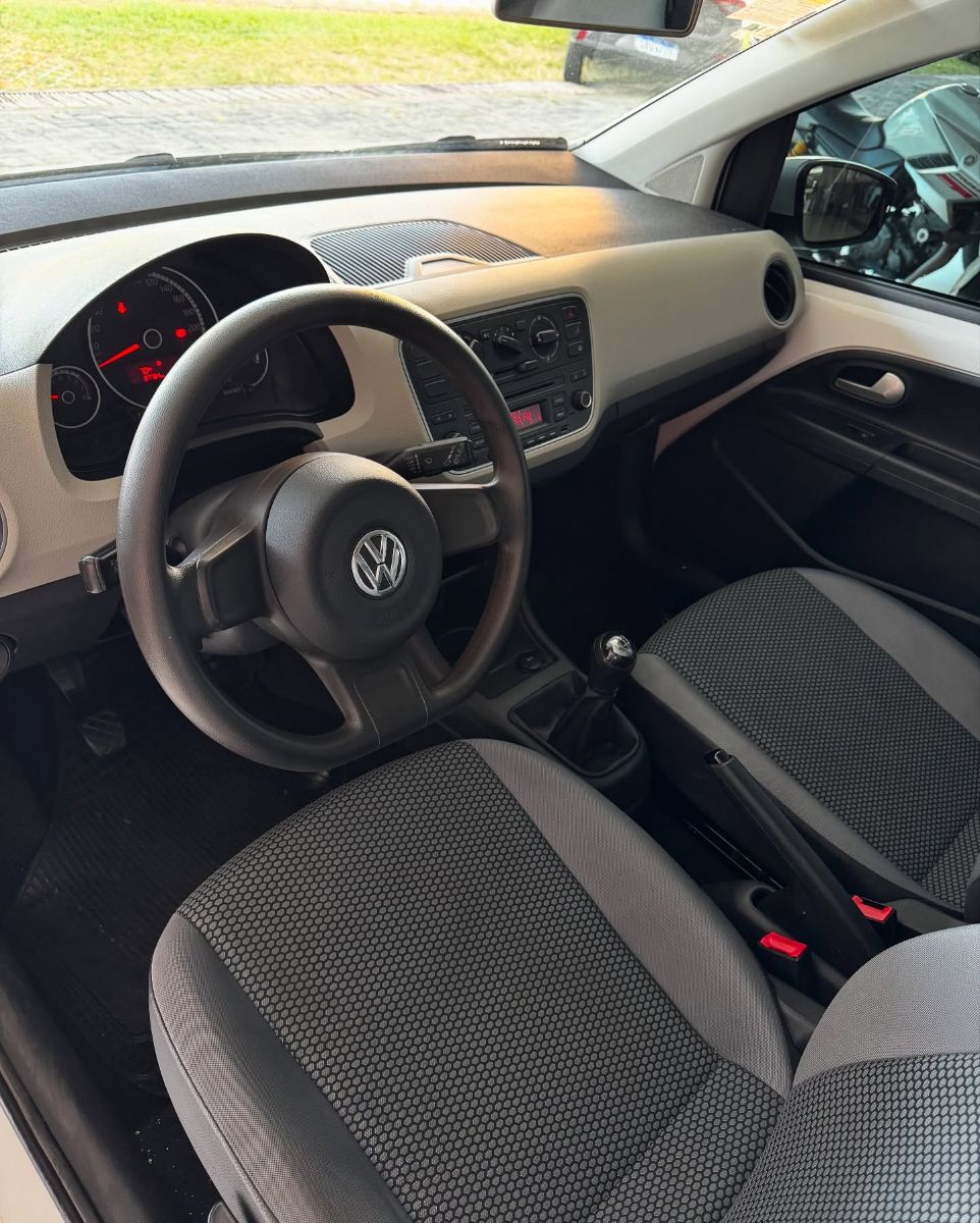 VW - VOLKSWAGEN UP!