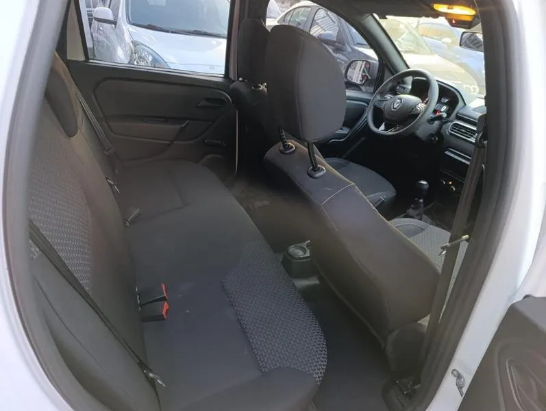 RENAULT DUSTER