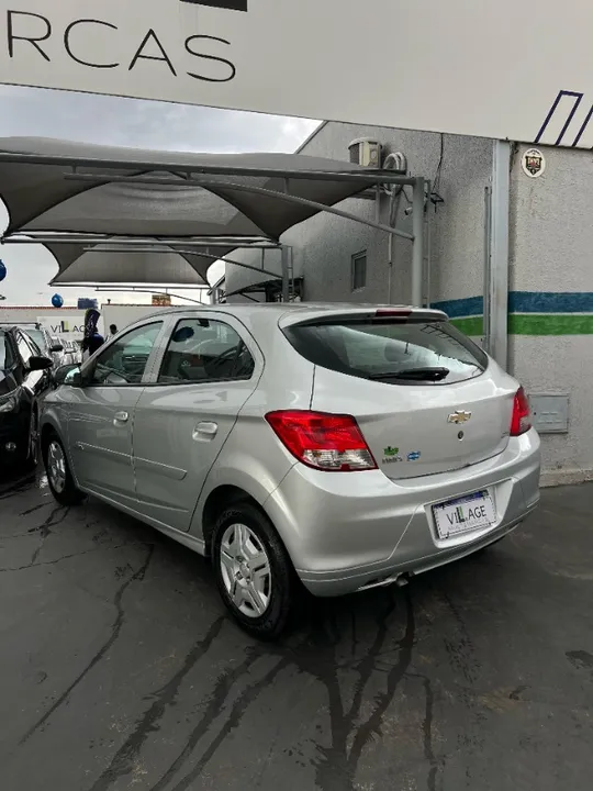 GM - CHEVROLET ONIX