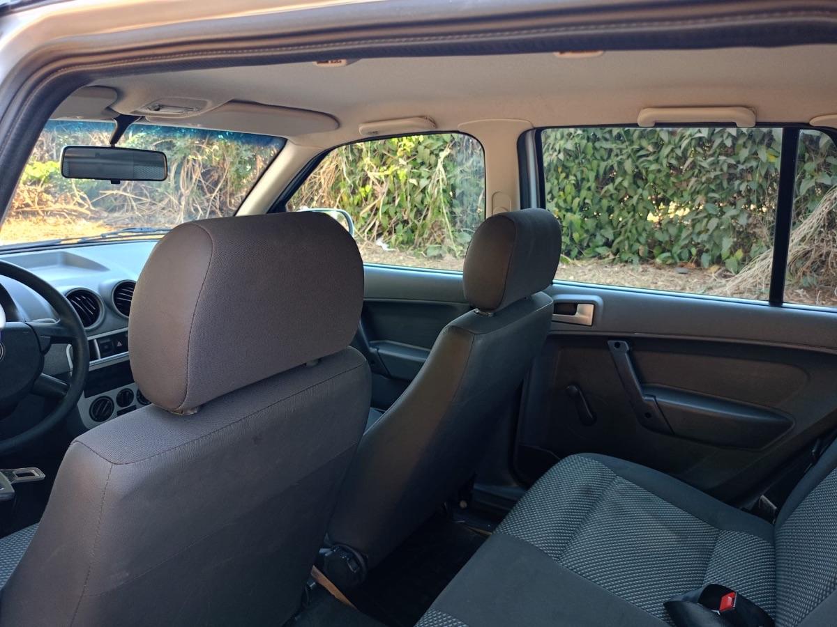 VW - VOLKSWAGEN GOL