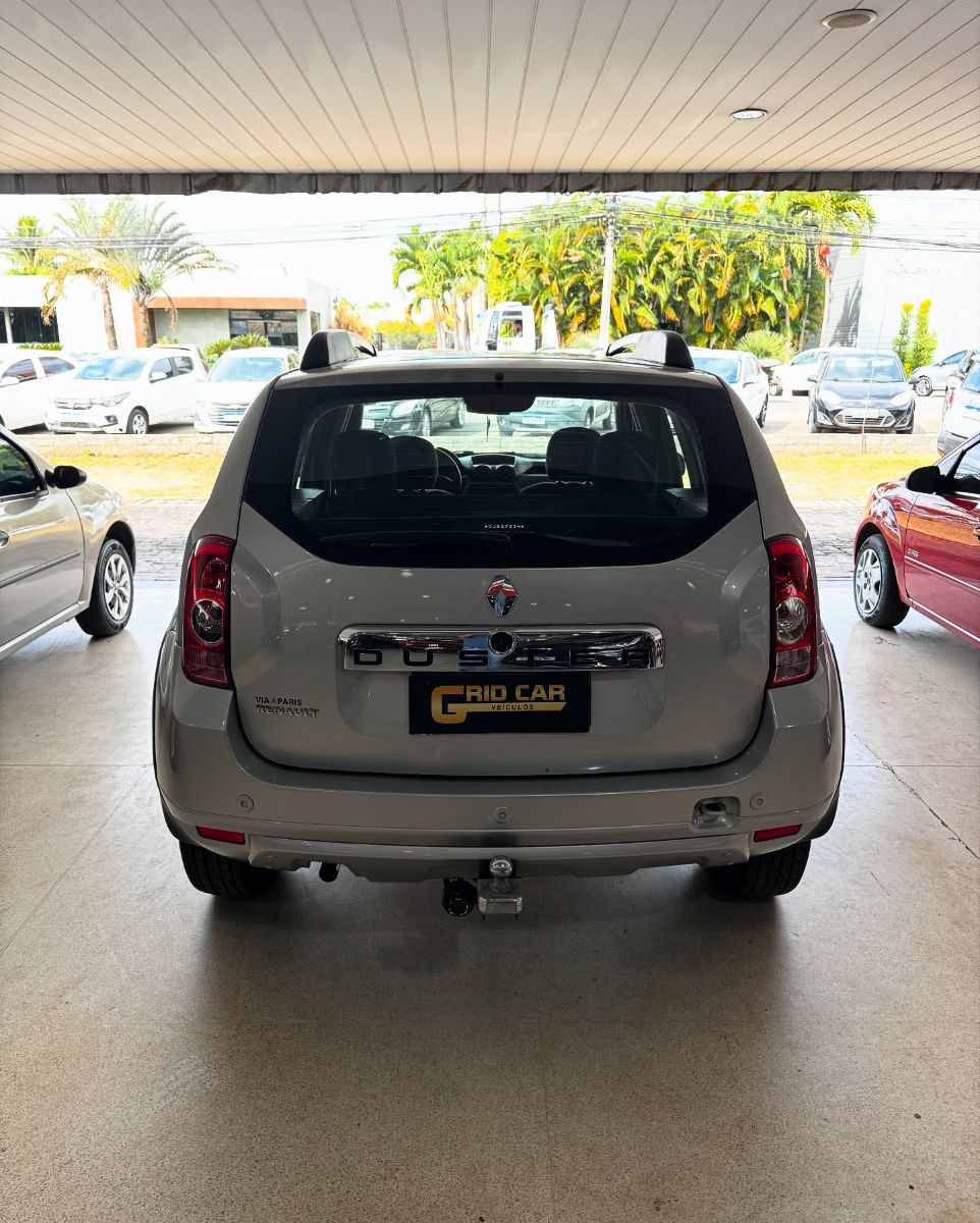 RENAULT DUSTER