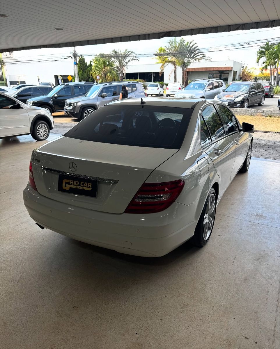 MERCEDES-BENZ C-180