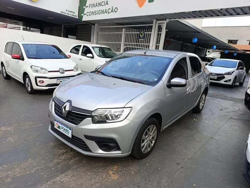 RENAULT LOGAN
