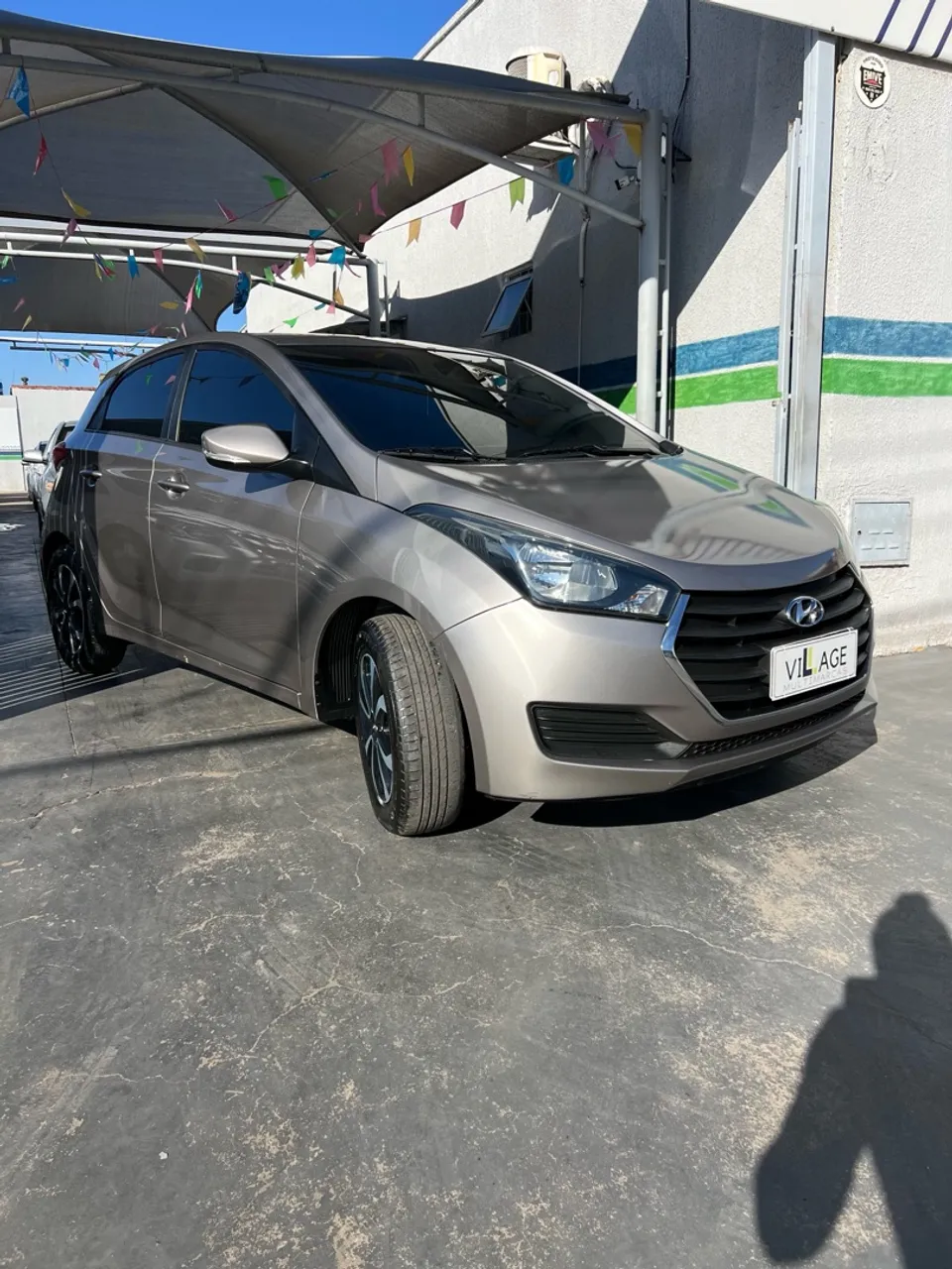 HYUNDAI HB20