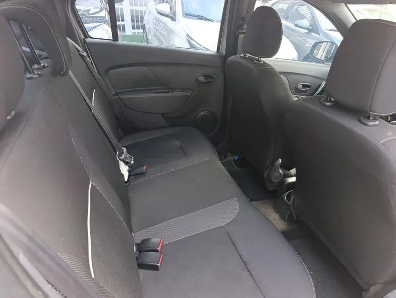 RENAULT LOGAN