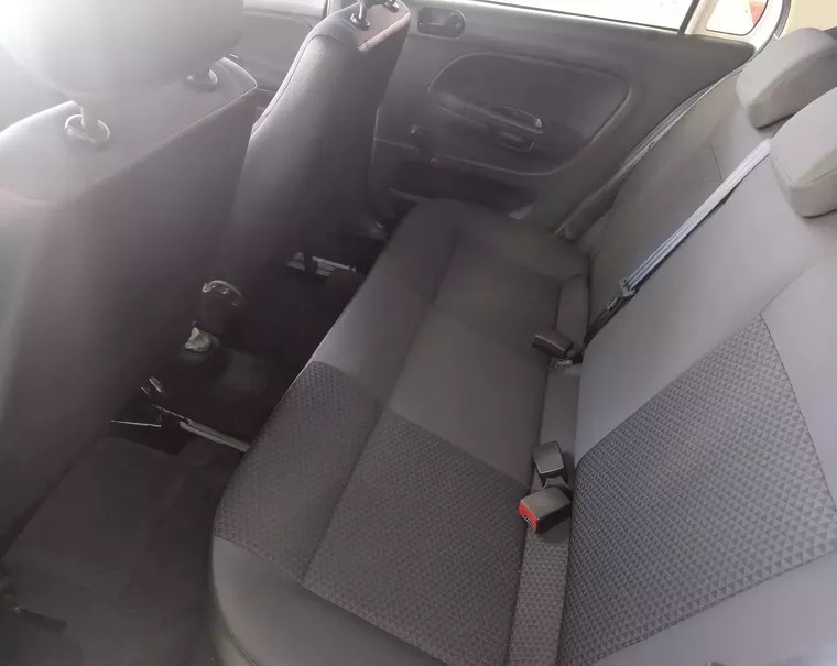 VW - VOLKSWAGEN GOL