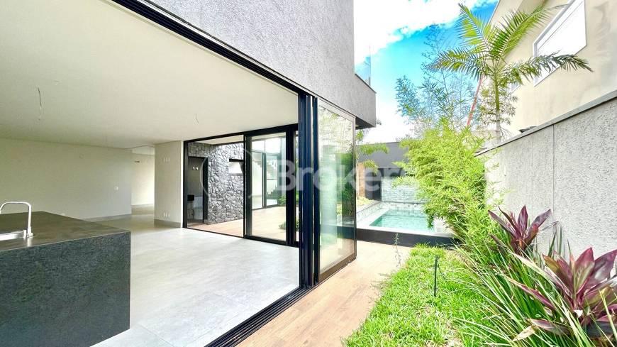 Cond. horizontal casa com 5 quartos à venda, 484.0m²
