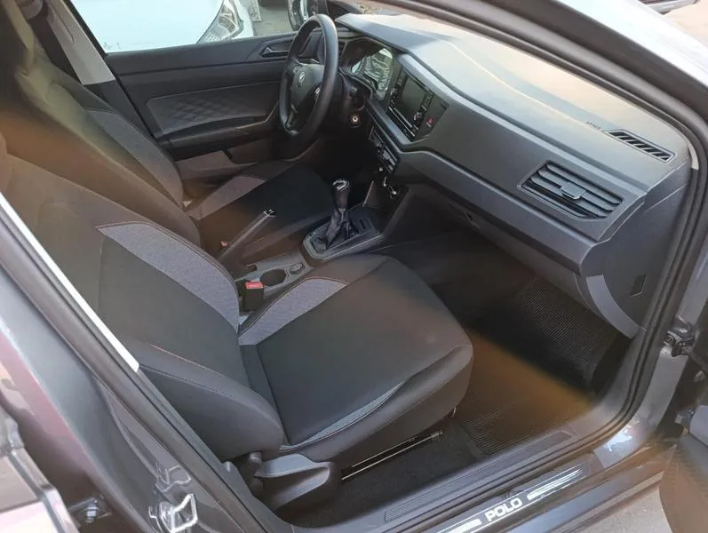 VW - VOLKSWAGEN POLO