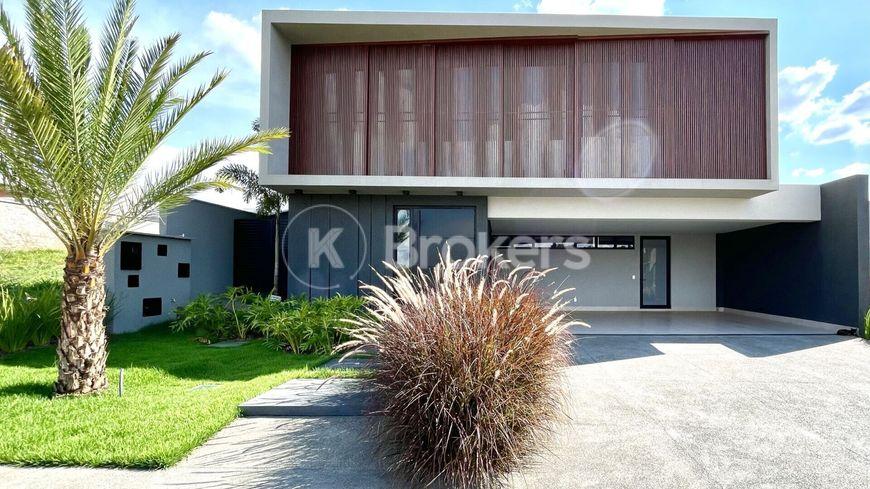 Cond. horizontal casa com 4 quartos à venda, 525.0m²