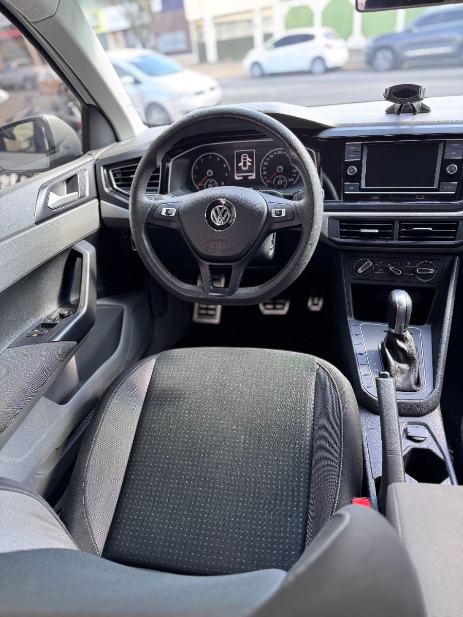 VW - VOLKSWAGEN POLO