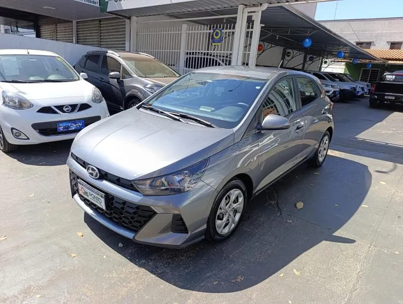HYUNDAI HB20