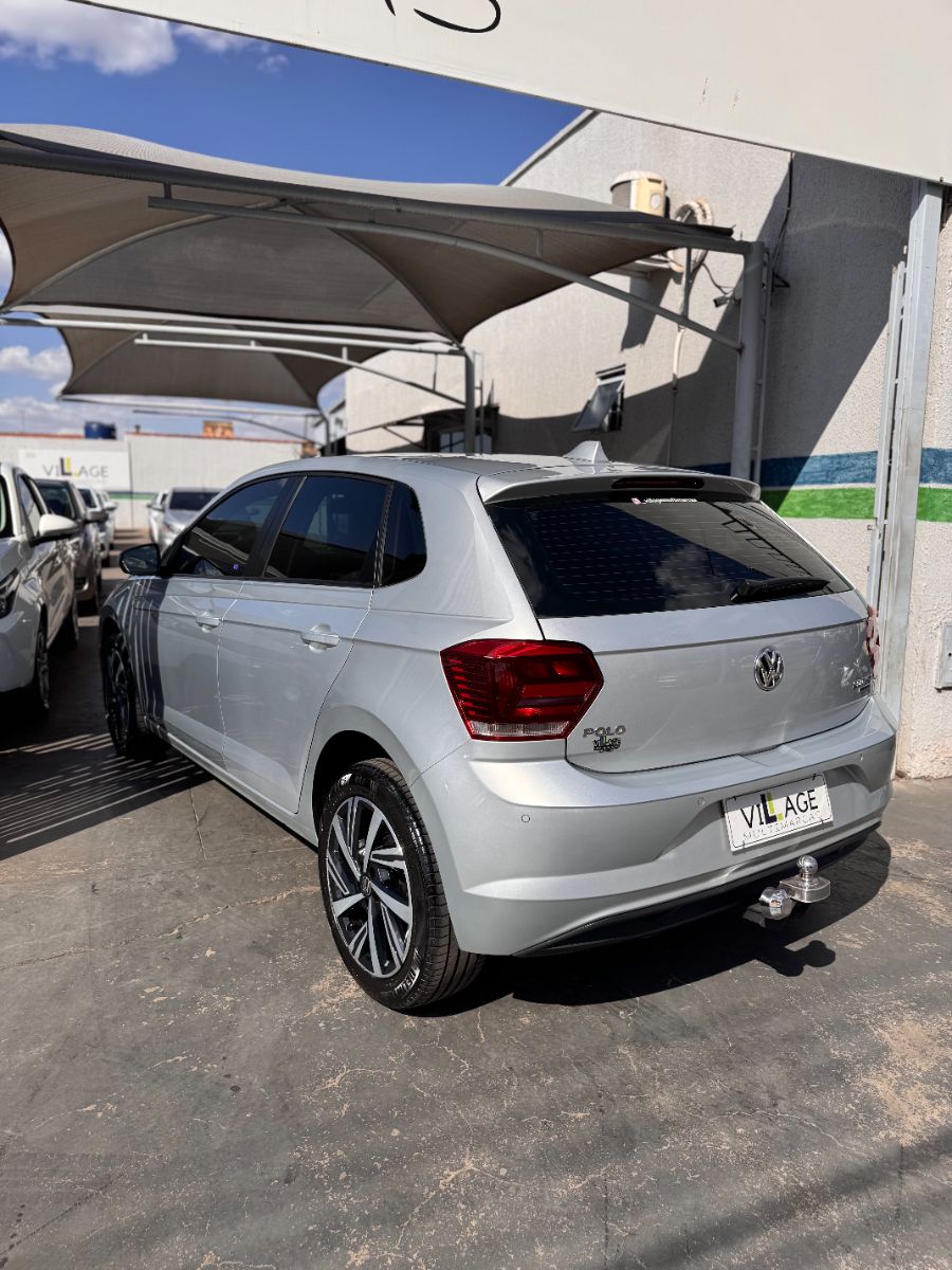 VW - VOLKSWAGEN POLO